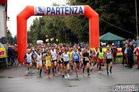 12.10.2014 Senago (MI) - 5^ Half Marathon delle Groane (album 2 partenza) - Foto di Roberto Mandelli