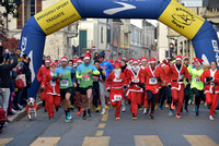 08.12.2022 Tradate (VA) 14^ Babbo Natale Running Foto di Giuseppe Fierro