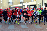 17.12.2023 Lonate Pozzolo (VA) 1^ Babbo Running Foto di Giuseppe Fierro