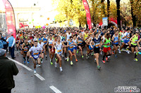 16.11.2014 Crema (CR) - 8^ Maratonina Città di Crema (album 2 - partenza) Foto di Roberto Mandelli