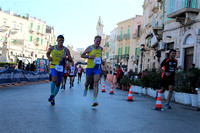 27.10.2024 Molfetta (BA) – 18^ CorriMolfetta – R – Metri al traguardo4 – Foto Antonia Annoscia